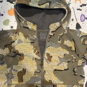 KUIU Vias Camo Hooded Jacket